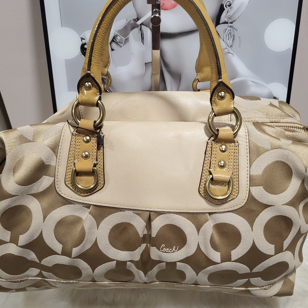 Coach Madison Satchel/Top Handle Bag Beige Bags & Handbags for Women - Picture 4 of 10